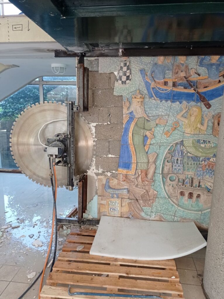 Conservation - Restauration - Art's du Feu - FRENKEL